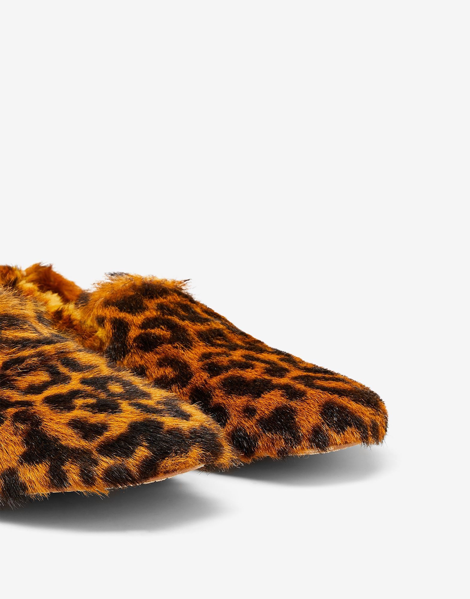 Maison Margiela Leopard Print Flat Shoes In Brown