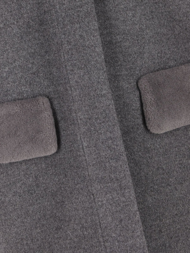 Fendi Long Sleeved Hooded Coat In Gray