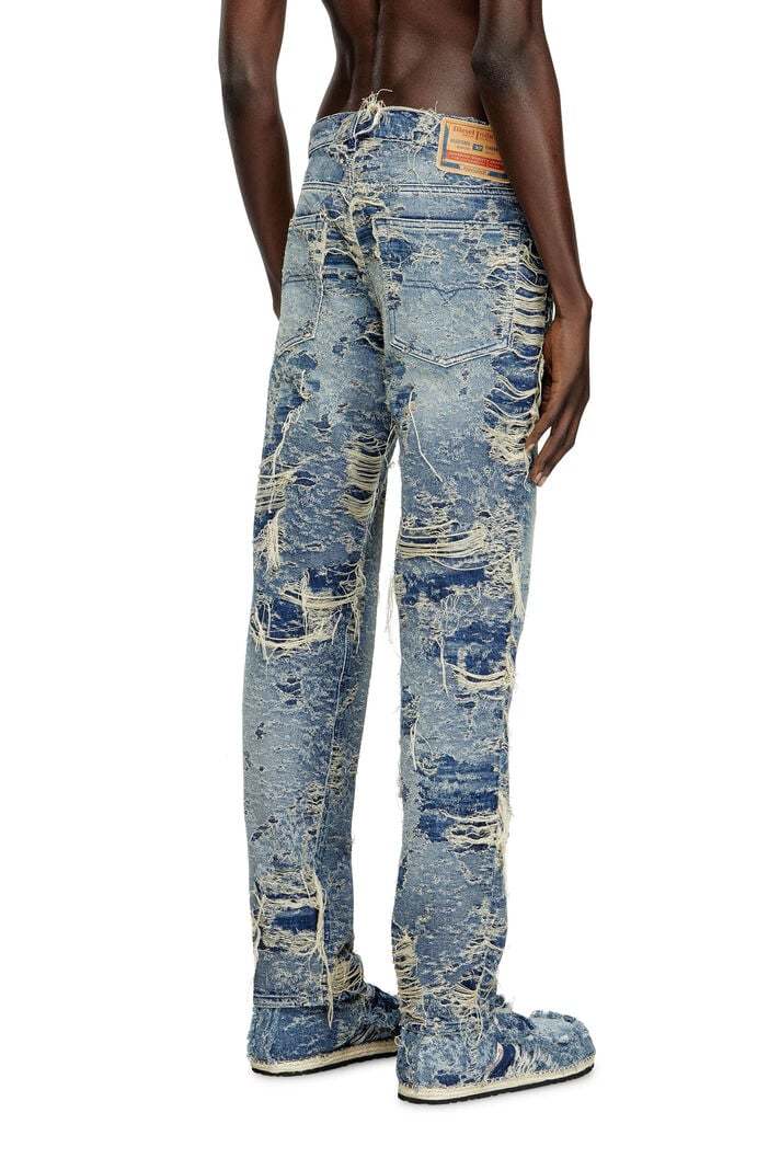 Diesel Regular Distressed Jeans 2023 D-finitive 09m04 In Blue