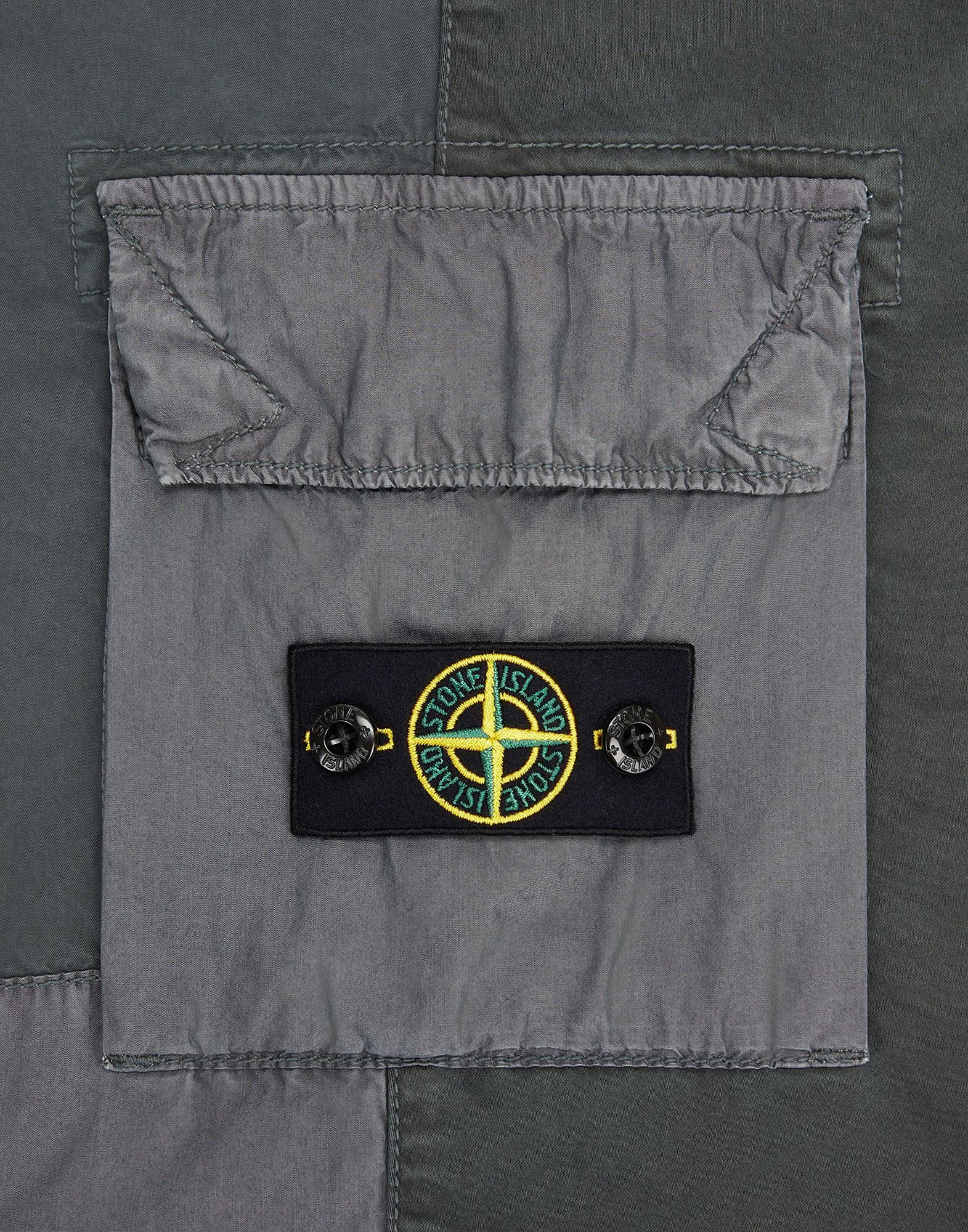 Stone Island Logo Overwork Casual Pants In Black