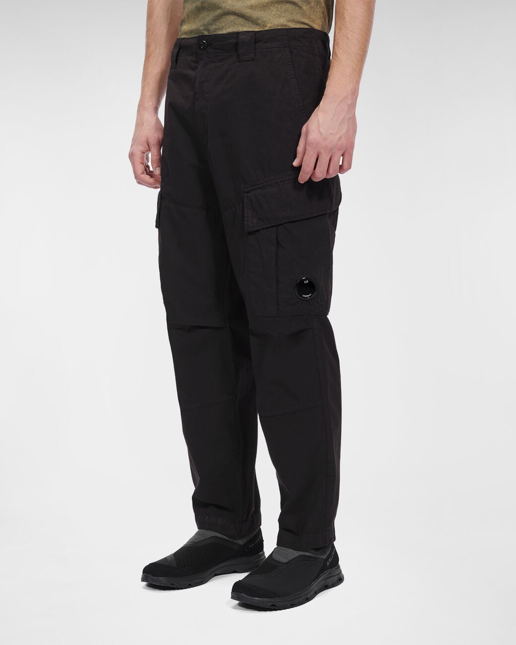 C.p. Company Lens-detail Cotton Cargo Pants In Black