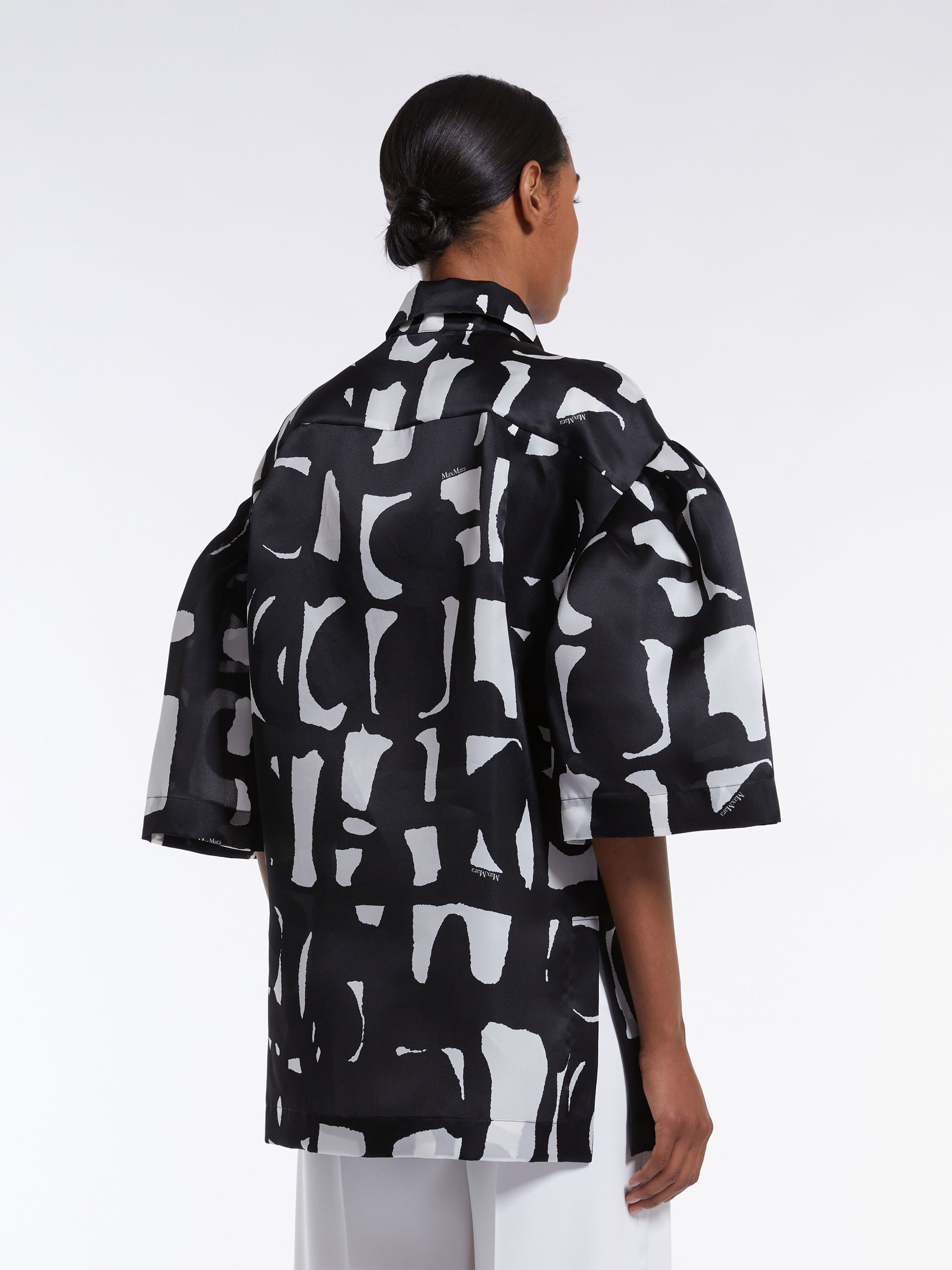 Max Mara Printed Short-sleeved Shirt In Black