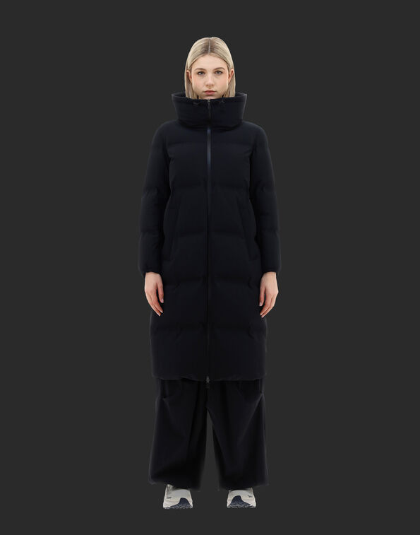 Herno Padded Zip-up Trench Coat In Black