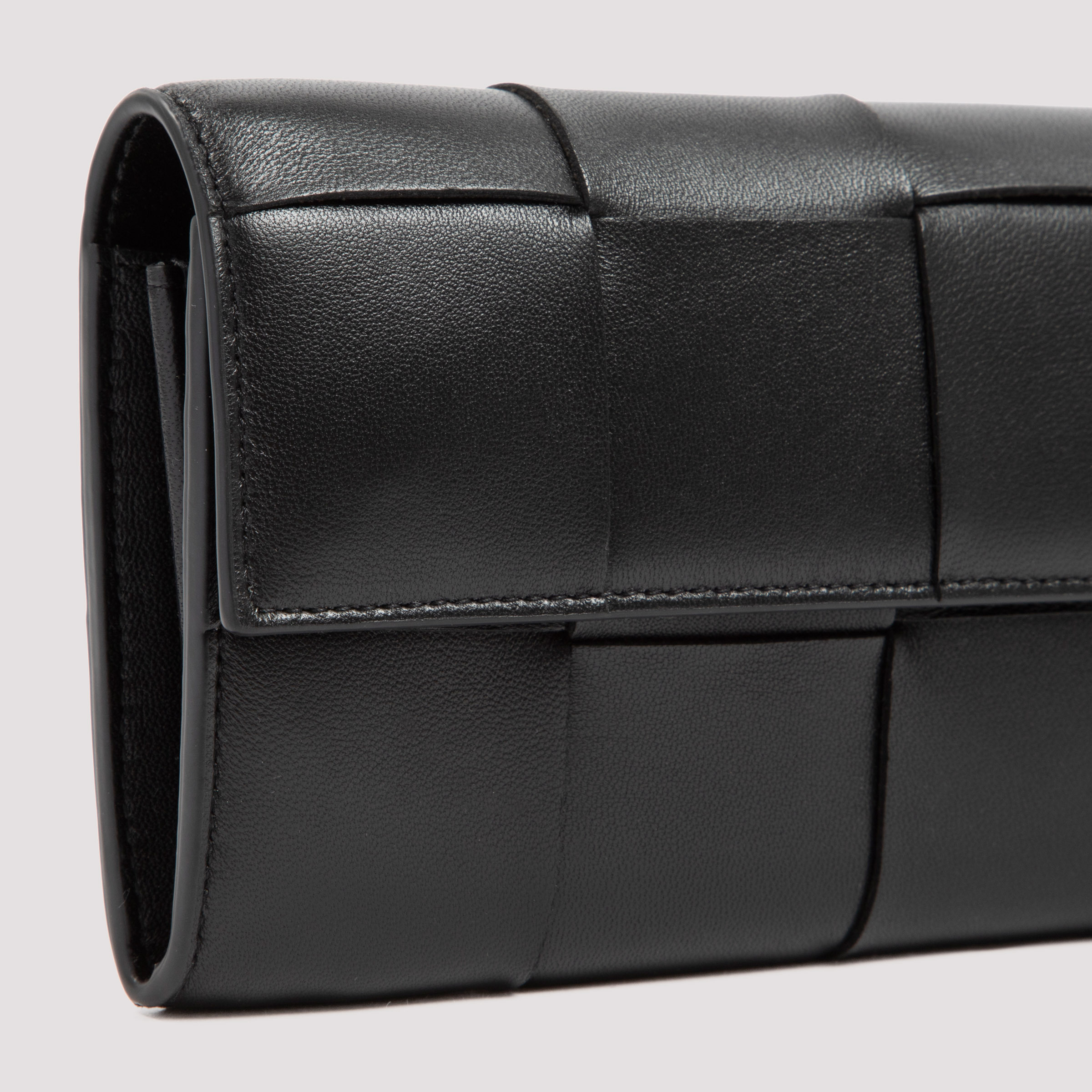 BOTTEGA VENETA MAXI INTRECCIATO WALLET