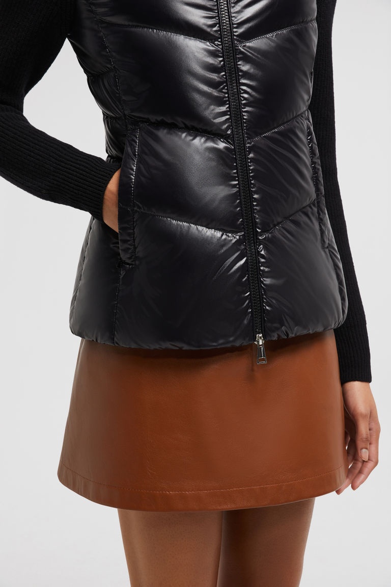 Moncler Padded Zip-up Cardigan In Black