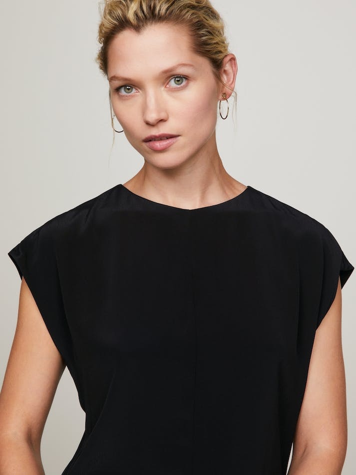 Tommy Hilfiger Round Neck Dress In Black