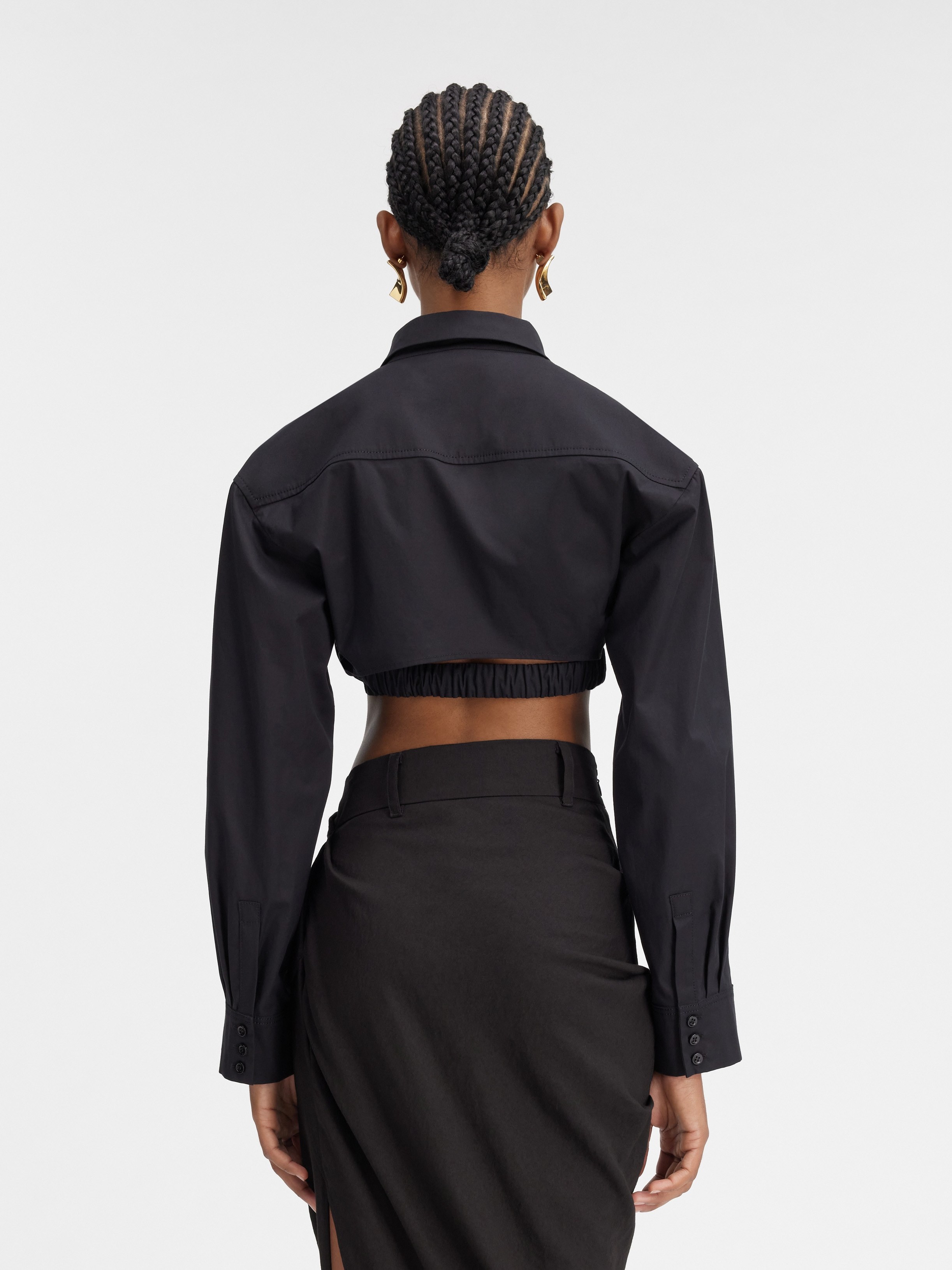 Jacquemus Black Textured Cotton Stretch Shirt With Drop Shoulder And Elasticated Hem In Black