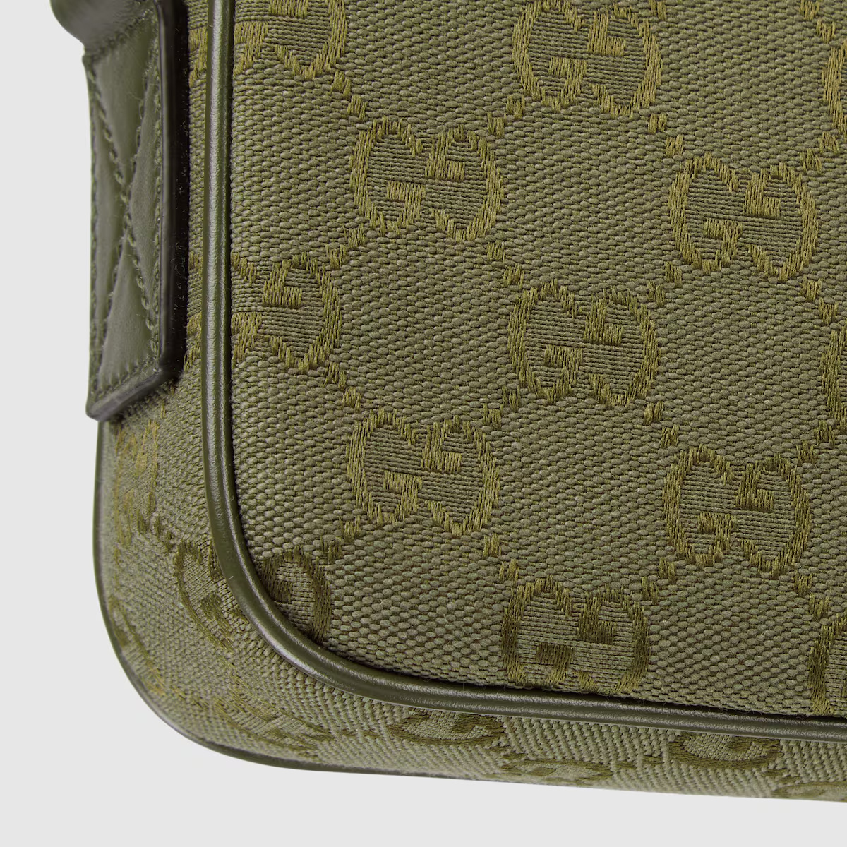 Gucci Gg Canvas Small Crossbody Bag