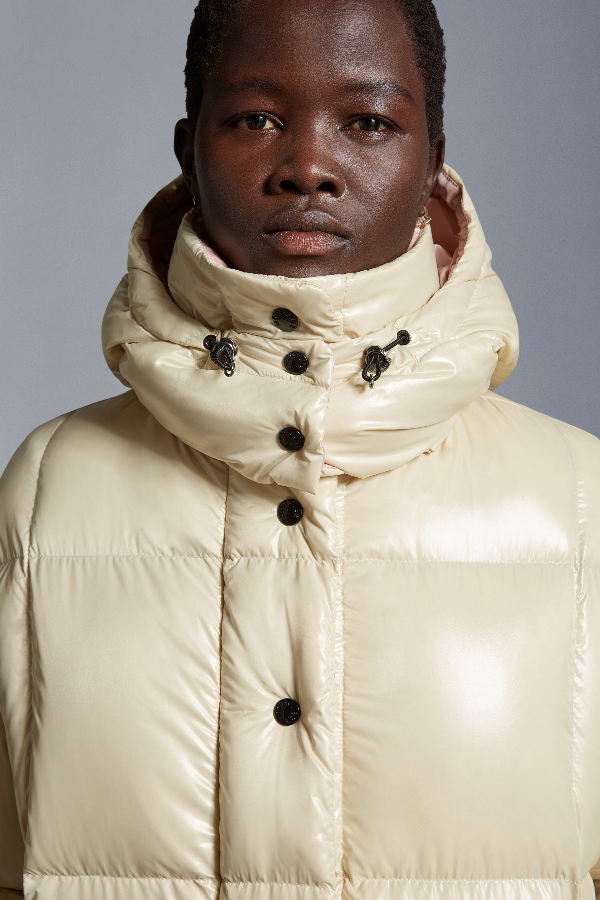 Moncler Long-sleeved Hooded Down Jacket In Nude