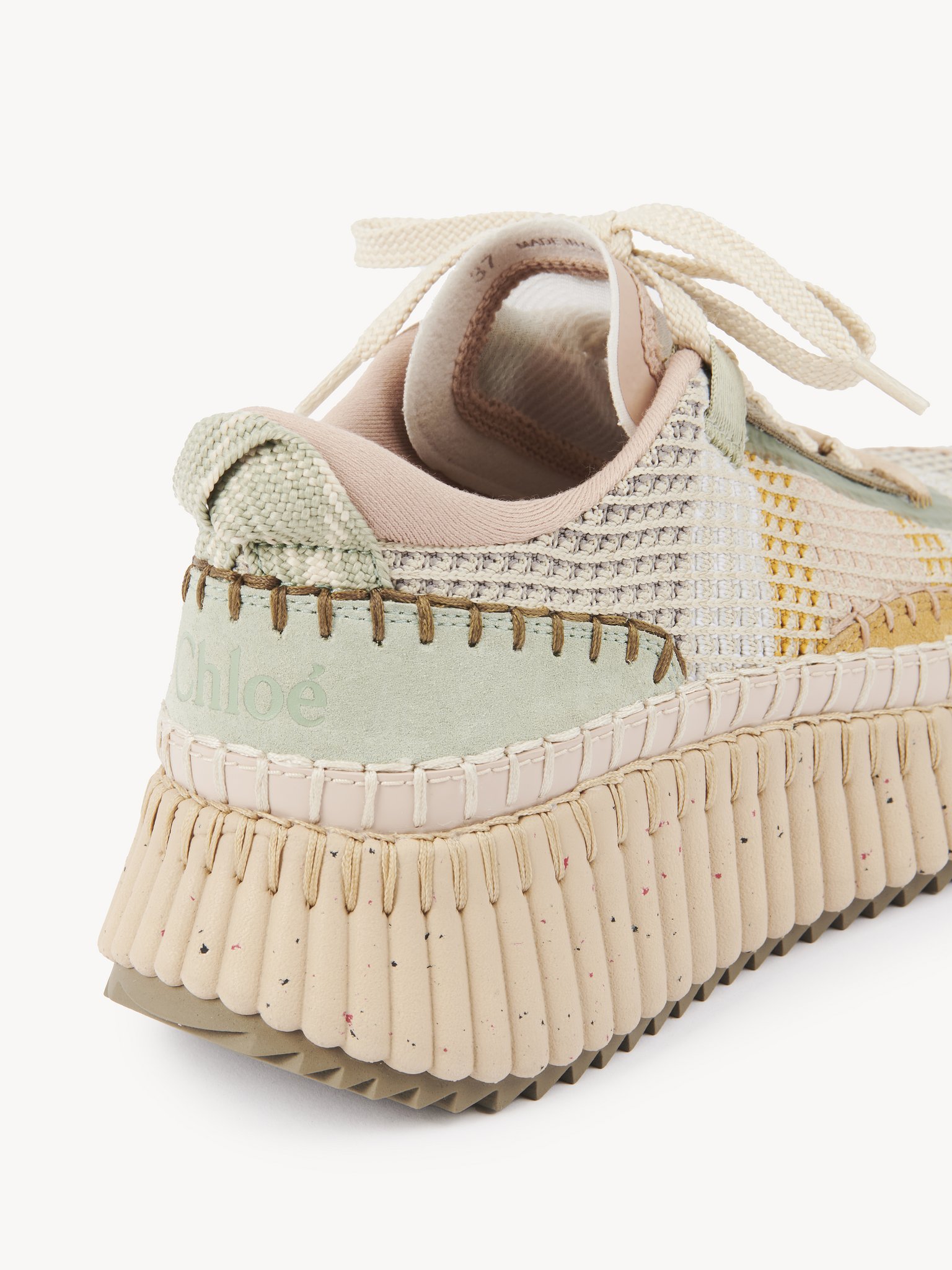 Chloé Nama Sneakers In Nude