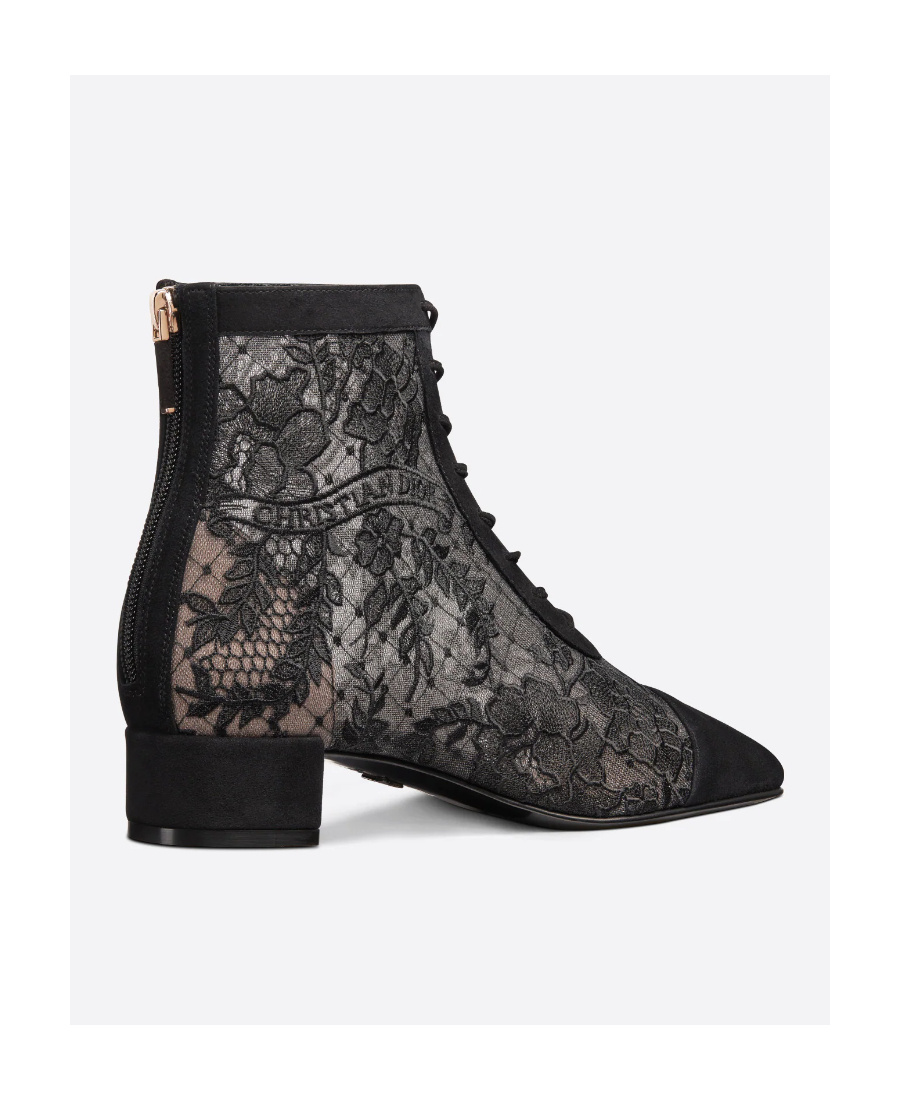 Dior Naughtily-d Zipper Short Boots In Black