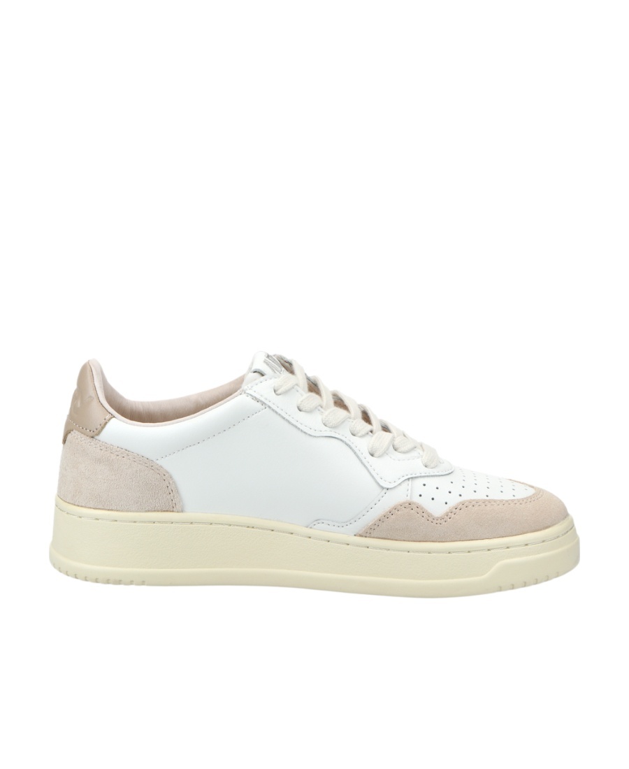 Autry Leather Sneakers With Contrast Heel Tab In Nude