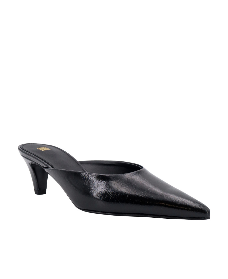 Totême The Patent 55 Pointed Mules In Black Calf Leather In Black
