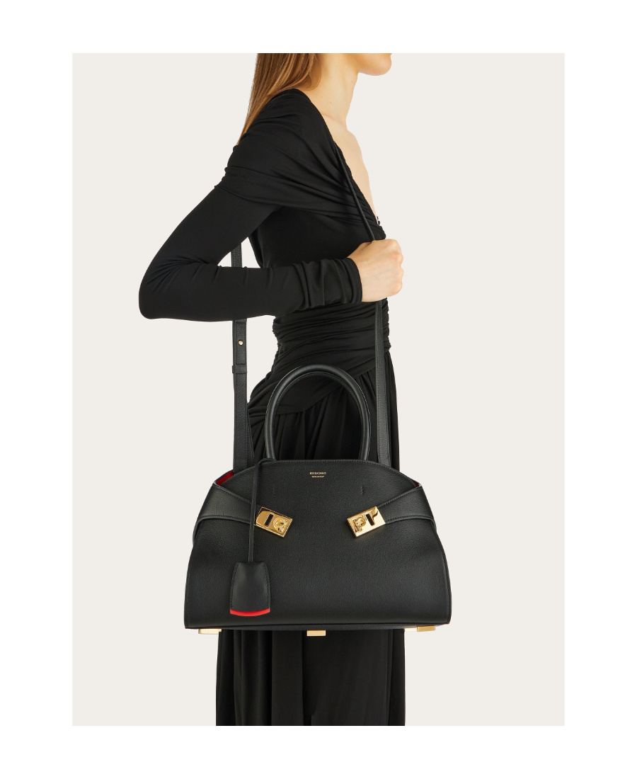 Ferragamo Women Hug Small Leahter Tote Bag In Black
