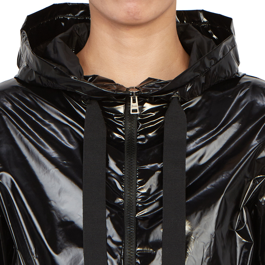Herno Logo-patch Hooded Jacket In Black