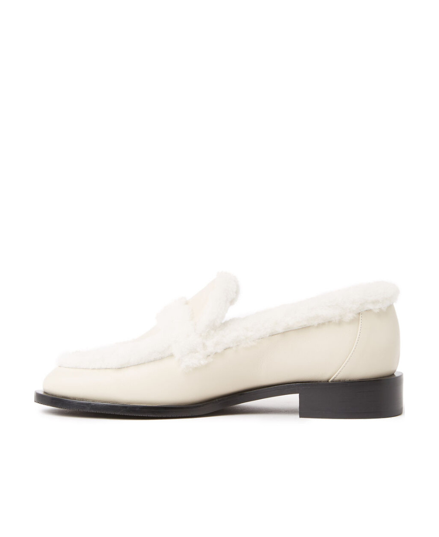 Stuart Weitzman Round-headed Love Shoes In White