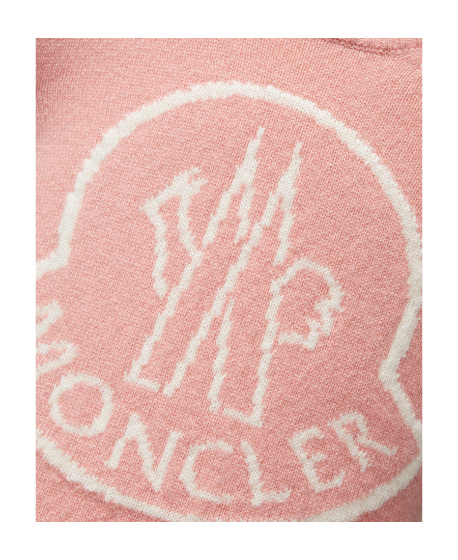 Moncler Logo-print Sweatshirt In Pink