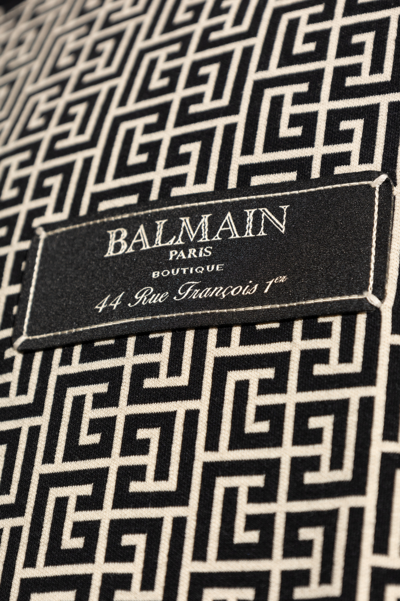 Balmain Men Jacquard T-shirt With Pb Labyrinth Monogram In Black