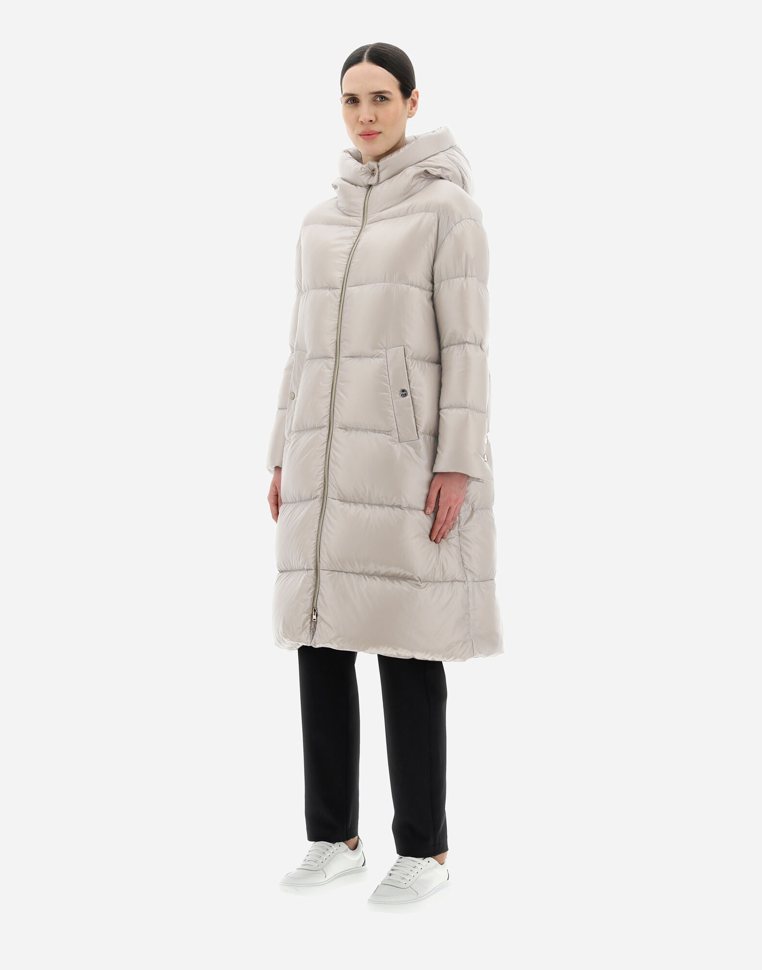 Herno Long-sleeved Down Jacket In Nude