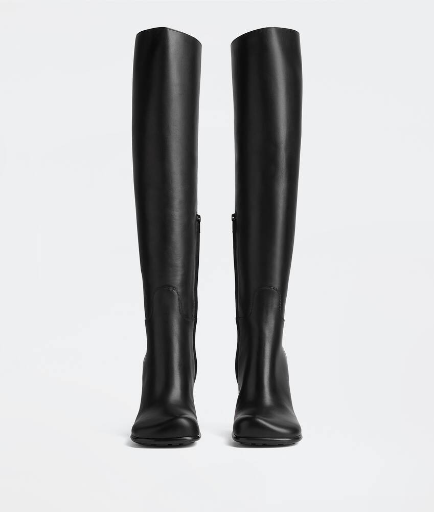 Bottega Veneta Storm Square-toe Boots In Black