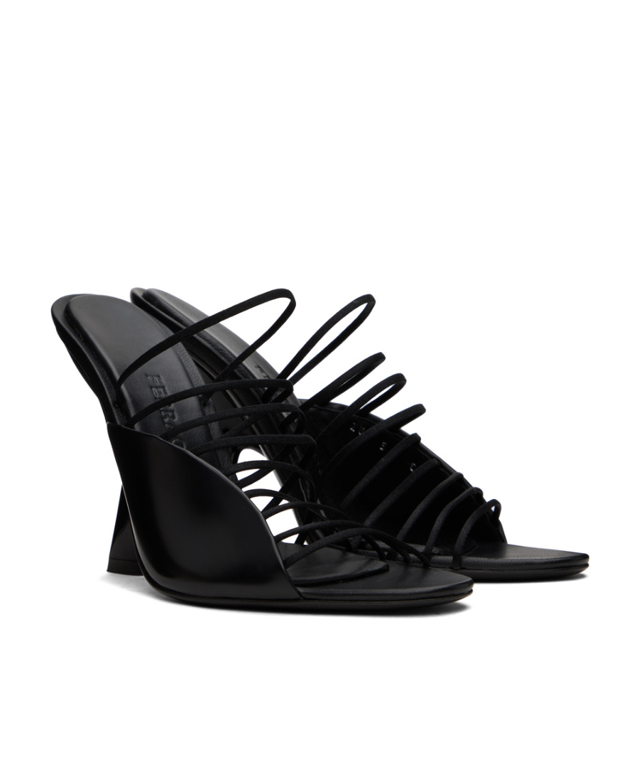 Ferragamo Altaire 105 Strappy Leather Sandals In Black
