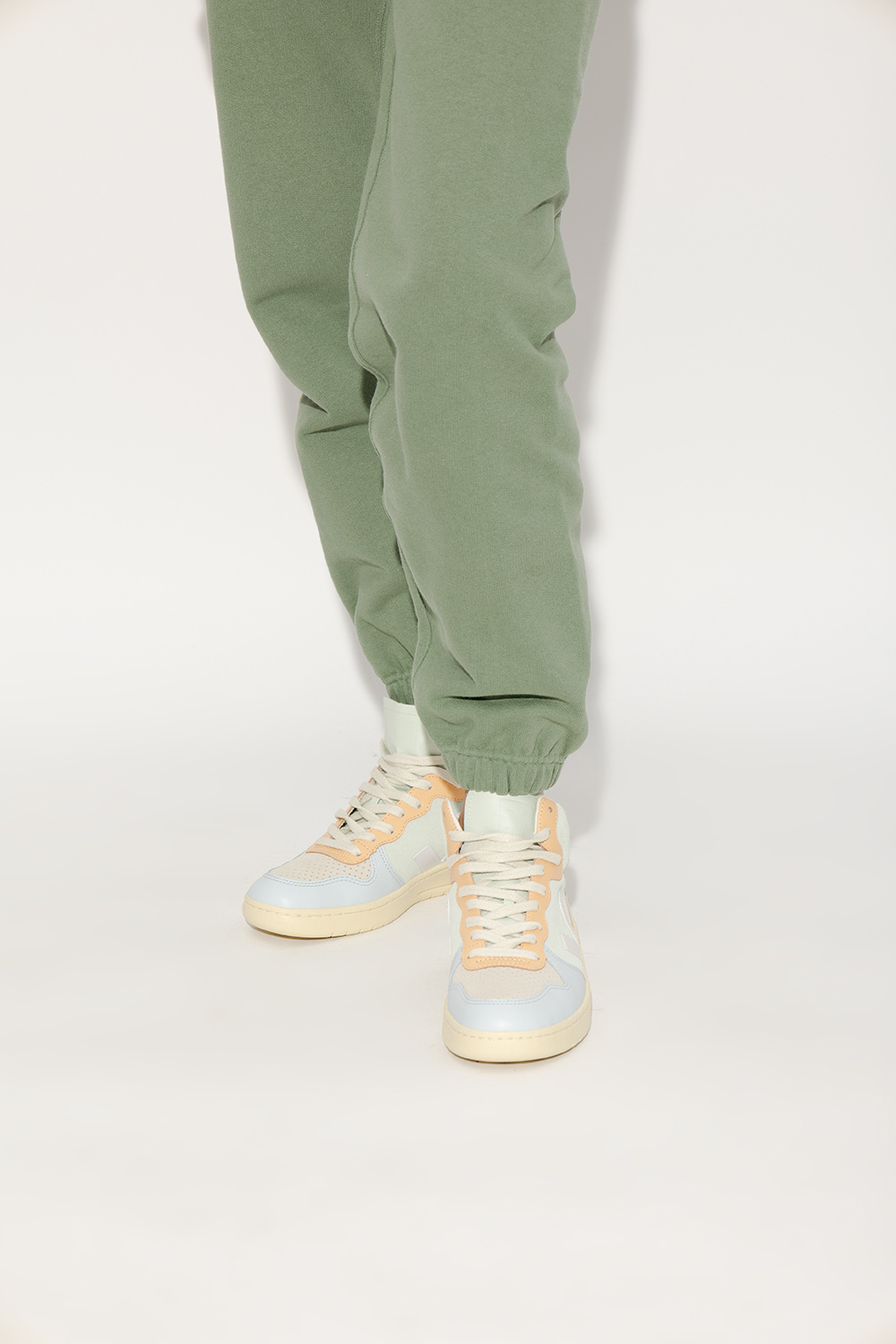 Veja V-15 High-top Sneakers In Nude