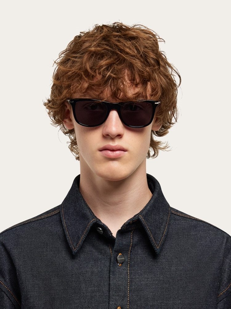 Ferragamo Sunglasses In Black