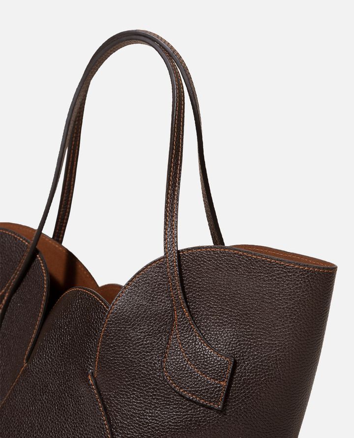 Hereu Small Sepal Shoulder Bag In Black