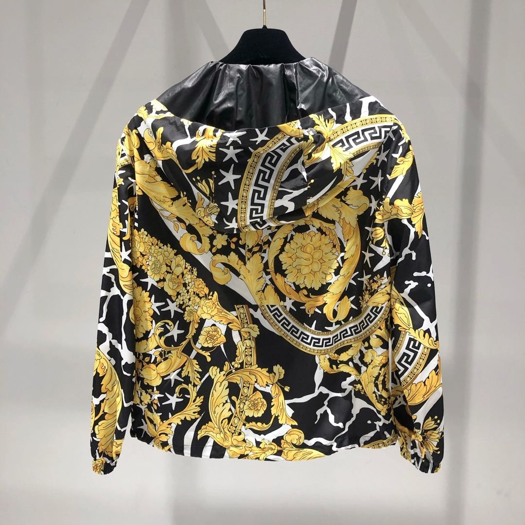 Versace Savage Baroque Printed Casual Jacket In Black
