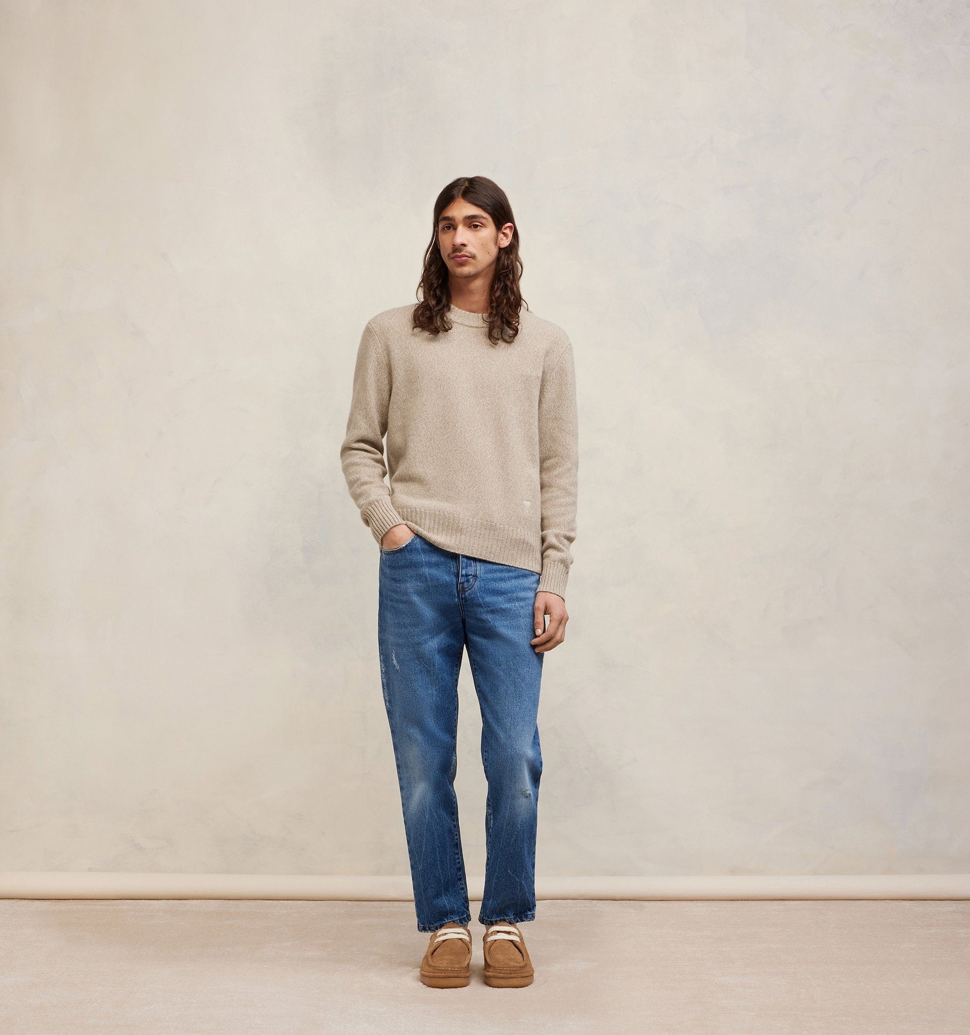 AMI ALEXANDRE MATTIUSSI AMI PARIS LOGO EMBROIDERED CREWNECK JUMPER