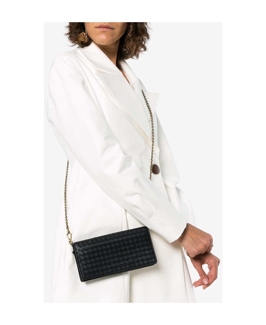 Bottega Veneta Intrecciato Weave Clutch In Black
