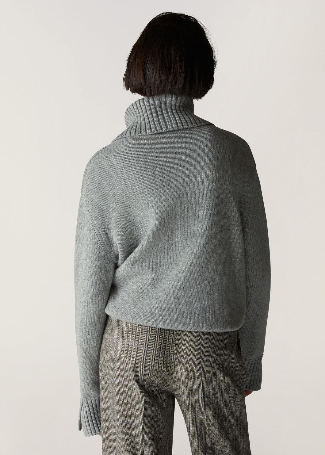 Loro Piana Semi-zipper Long-sleeved Sweater In Gray