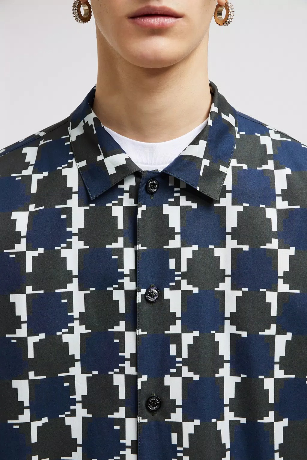 Moncler All-over Patterned Short-sleeved Shirt In Multicolor