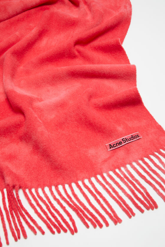 Shop Acne Studios Logo-appliqué Wool Scarf In Red