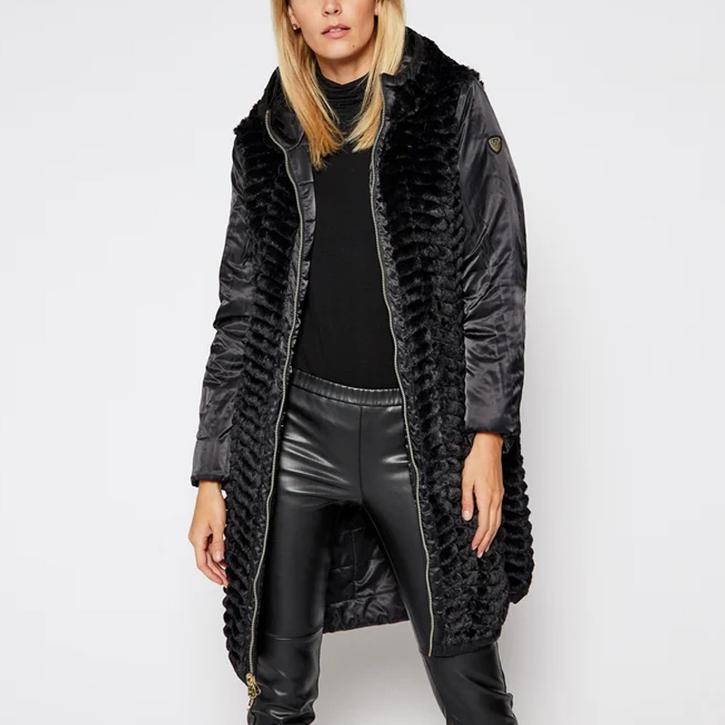 EA7 A COTTON-PADDED SUIT WITH A HOODED JACKET