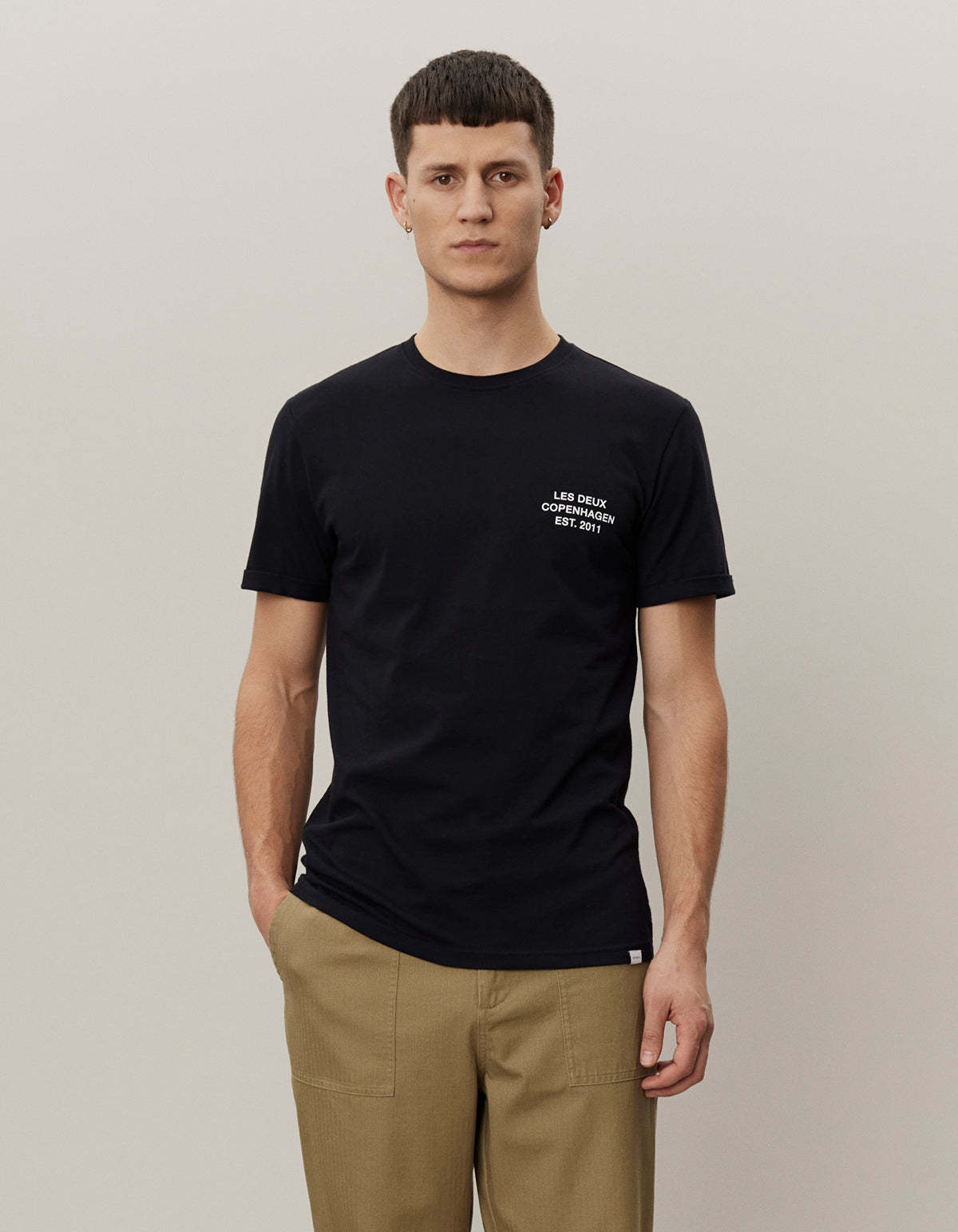 Les Deux T-shirt With Round Neck And Short Sleeves In Black