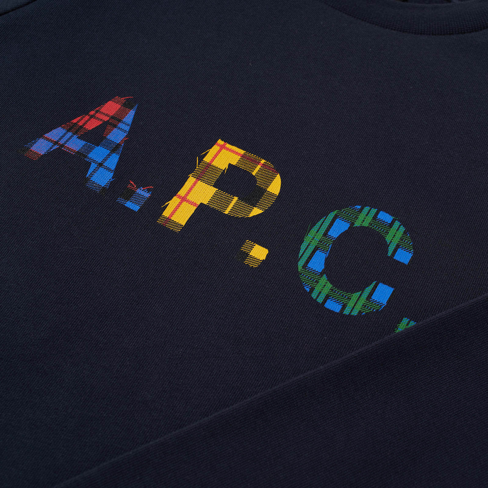 Apc Shaun Tartan-logo Sweatshirt In Black