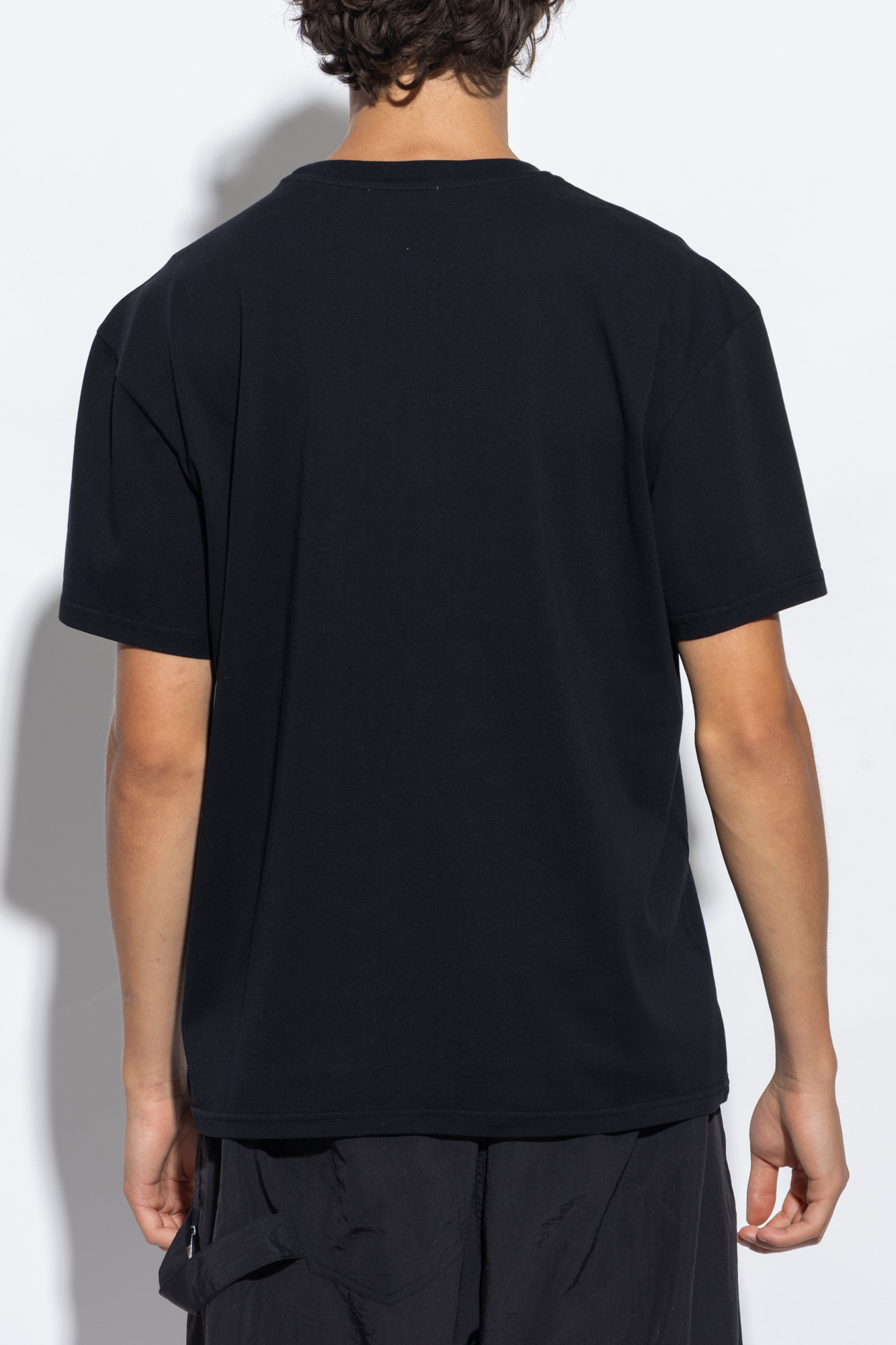 Jw Anderson Logo Embroidered Short-sleeved T-shirt In Black