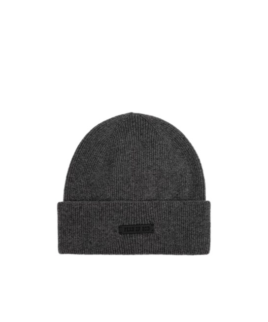 Fear Of God Logo Patch Ribbed Knit Beanie In Black