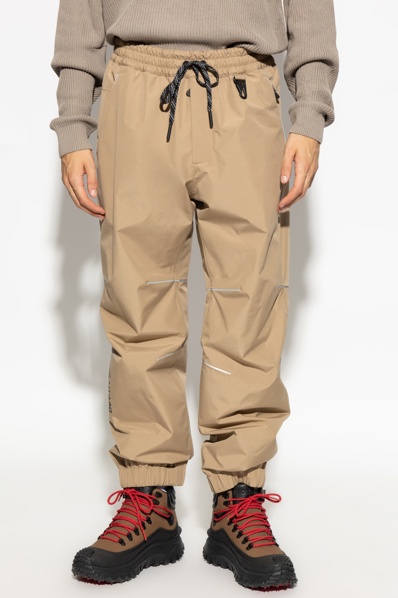 Moncler Gore-tex 2l Tech Sweatpants In Brown