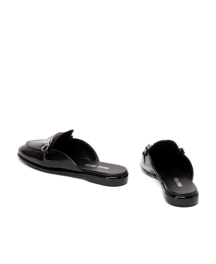 Miu Miu Round-headed Muller Shoes In Black