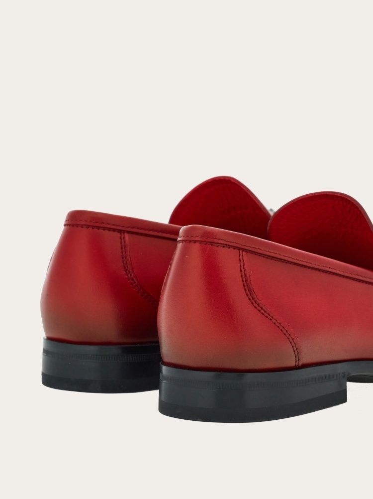 Ferragamo Gancini Buttoned Loafers In Red