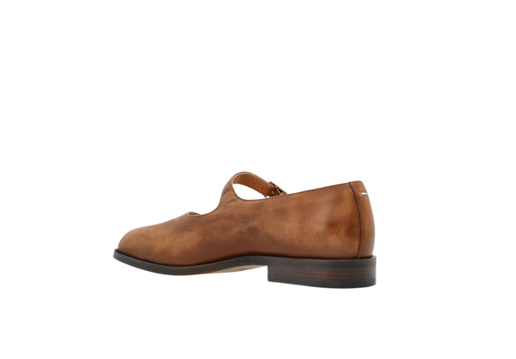 Maison Margiela Sun-bleached Leather Tabi Mary Jane Shoes In Brown