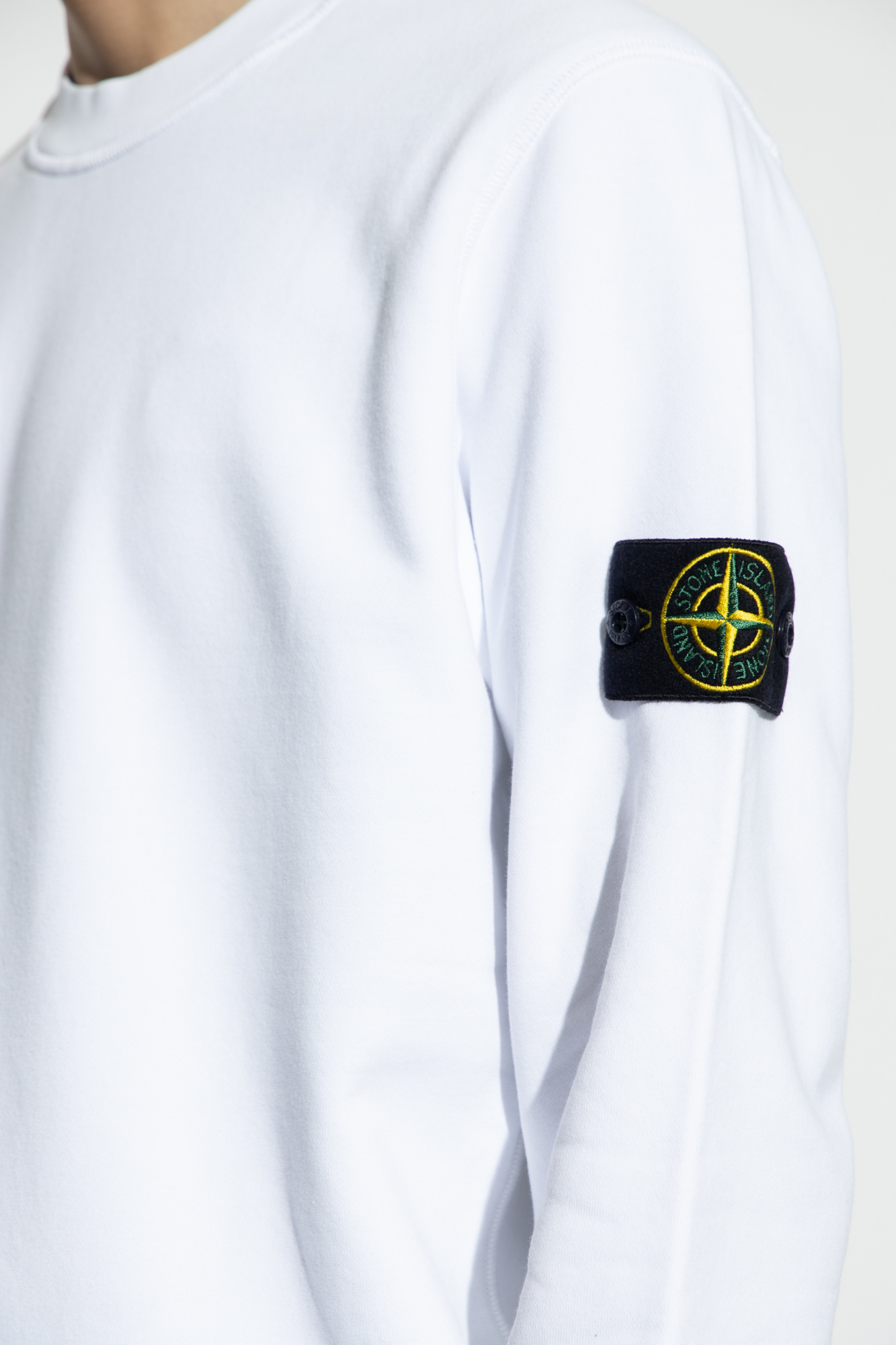 STONE ISLAND STONE ISLAND LOGO PATCH CREWNECK SWEATSHIRT