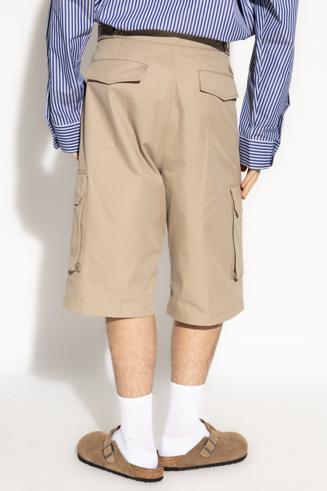 Ami Alexandre Mattiussi Ami Paris Cargo Short In Neutral