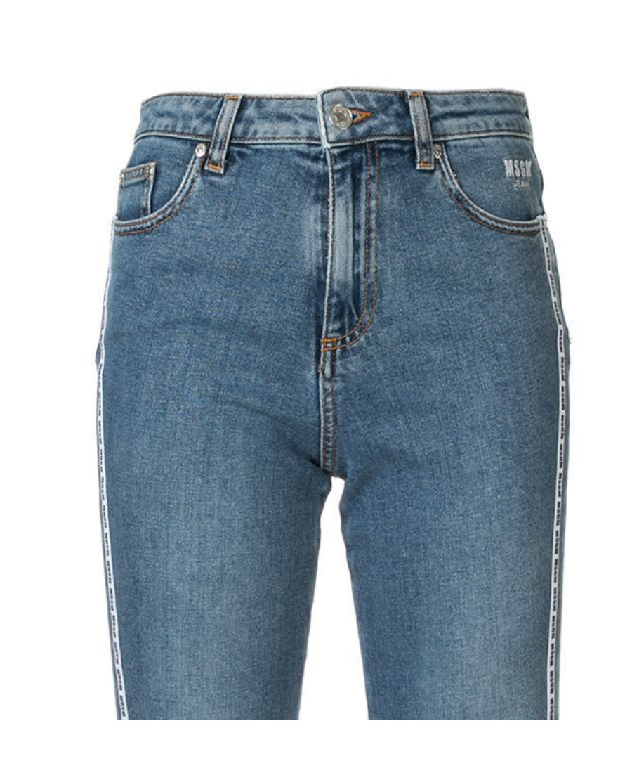 Msgm Logo Detail Jeans In Blue