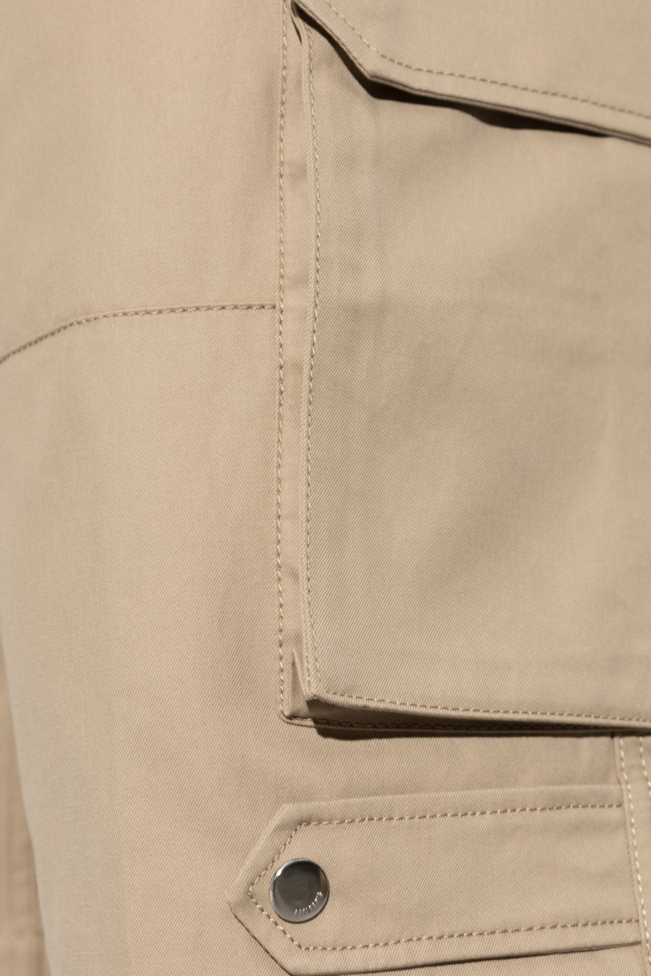 Ami Alexandre Mattiussi Ami Paris Cargo Short In Neutral