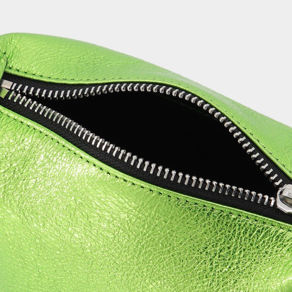 Era Zippered Shoulder Bag In Green