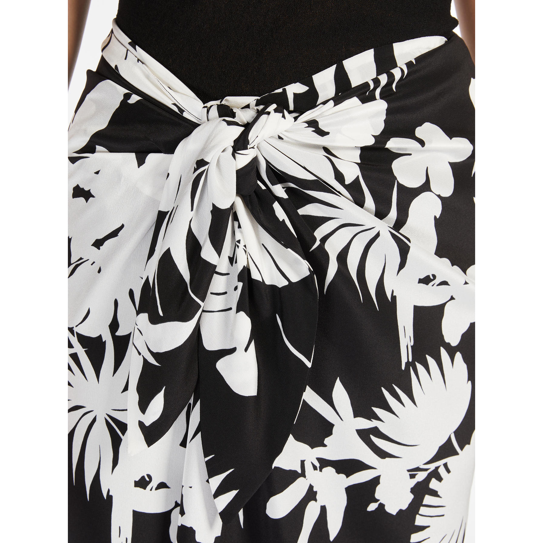 Max Mara Pattern Skirt In Black