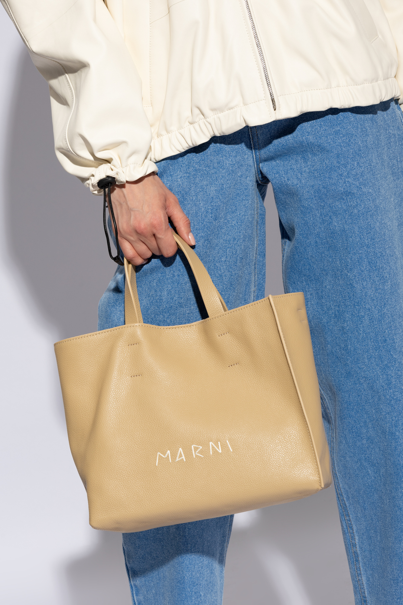 Marni Museo Logo Embroidered Shopper Bag In Nude
